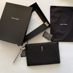 Saint Laurent Black Leather Zipped Wallet Clutch